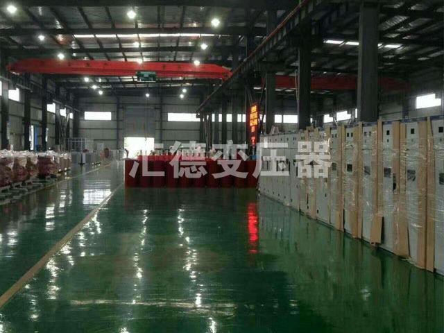 咸宁变压器车间一角